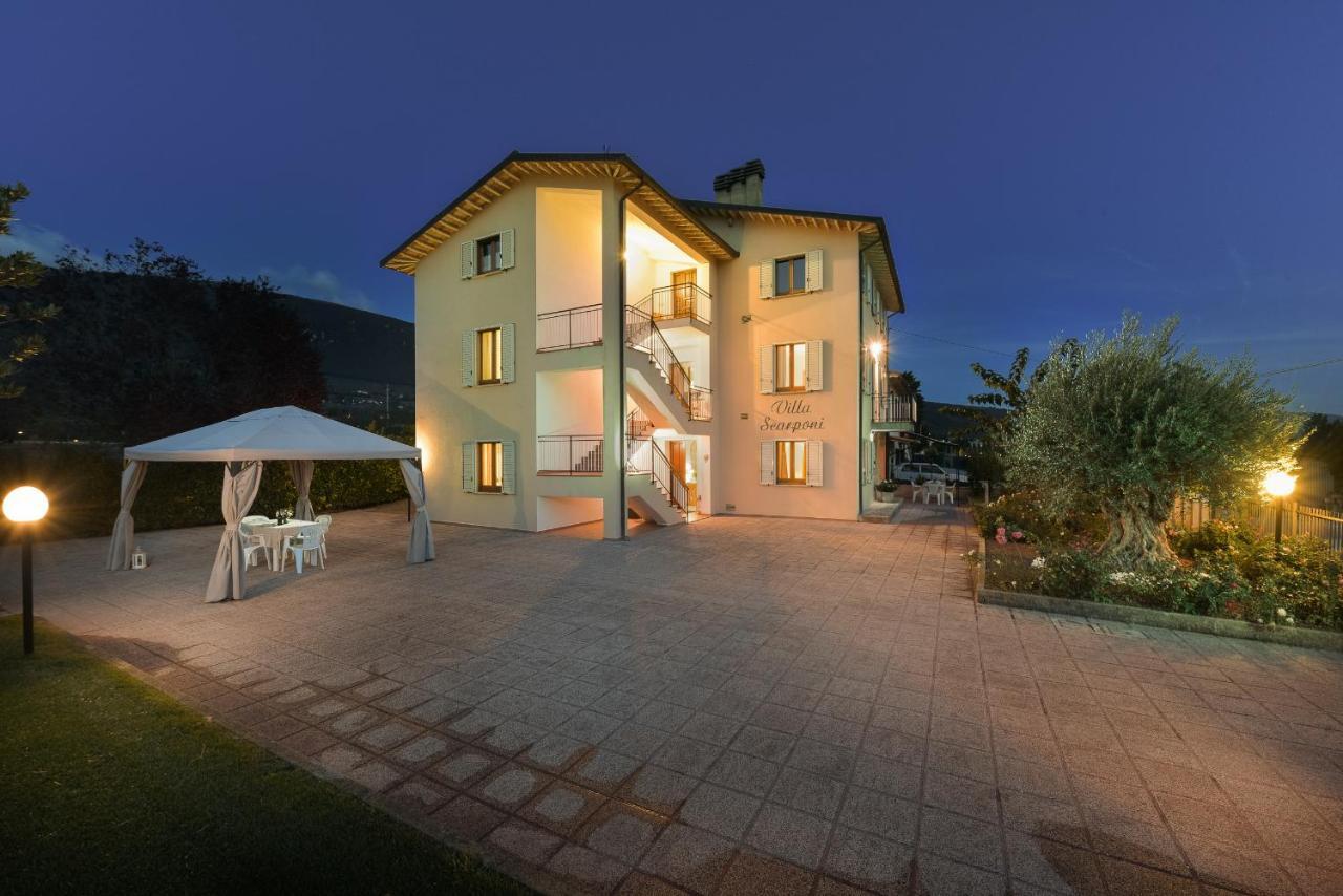 Villa Scarponi アッシジ エクステリア 写真